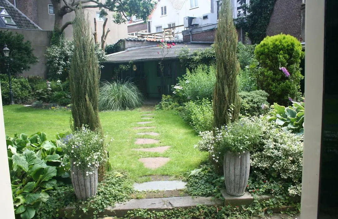 B&B Het Hart Van Haarlem-1